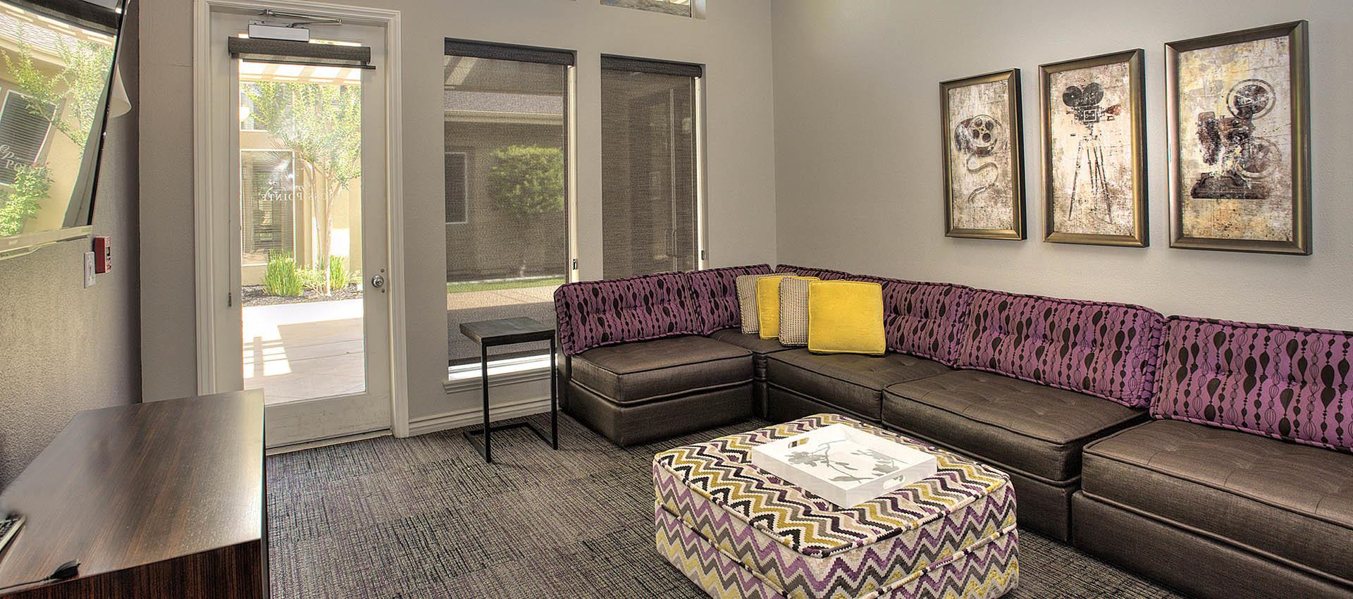 Photos of Cross Pointe Apartment Homes in Antioch, CA