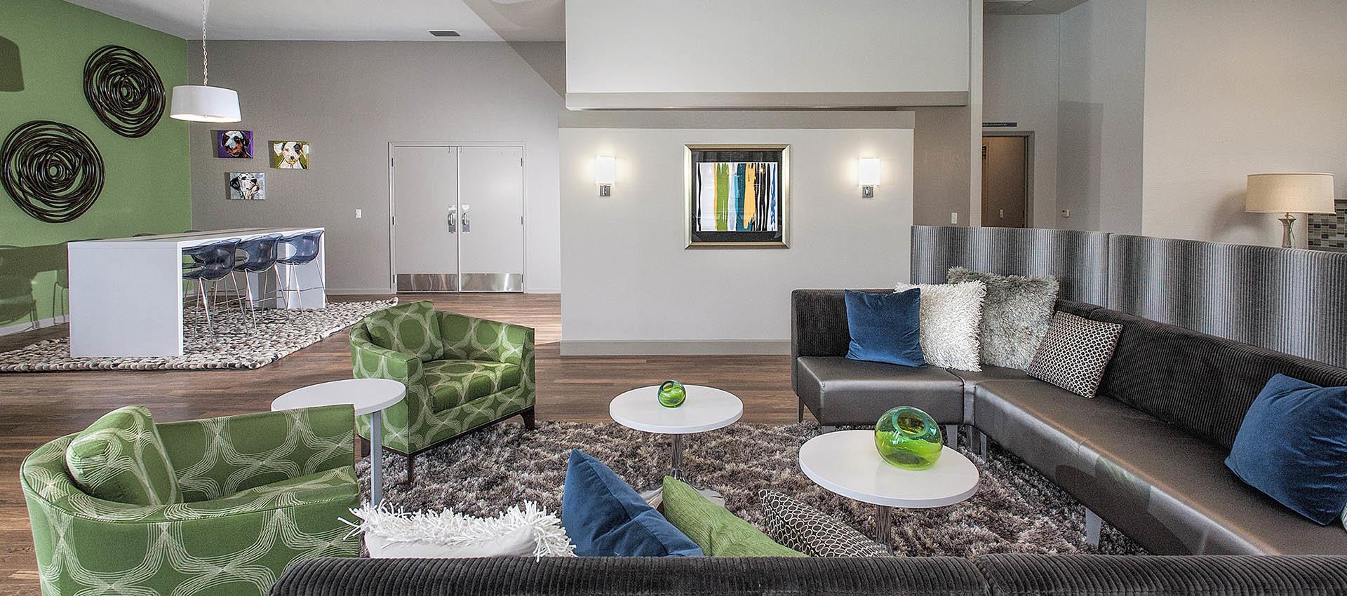 Photos of Deer Valley Apartment Homes in Roseville, CA