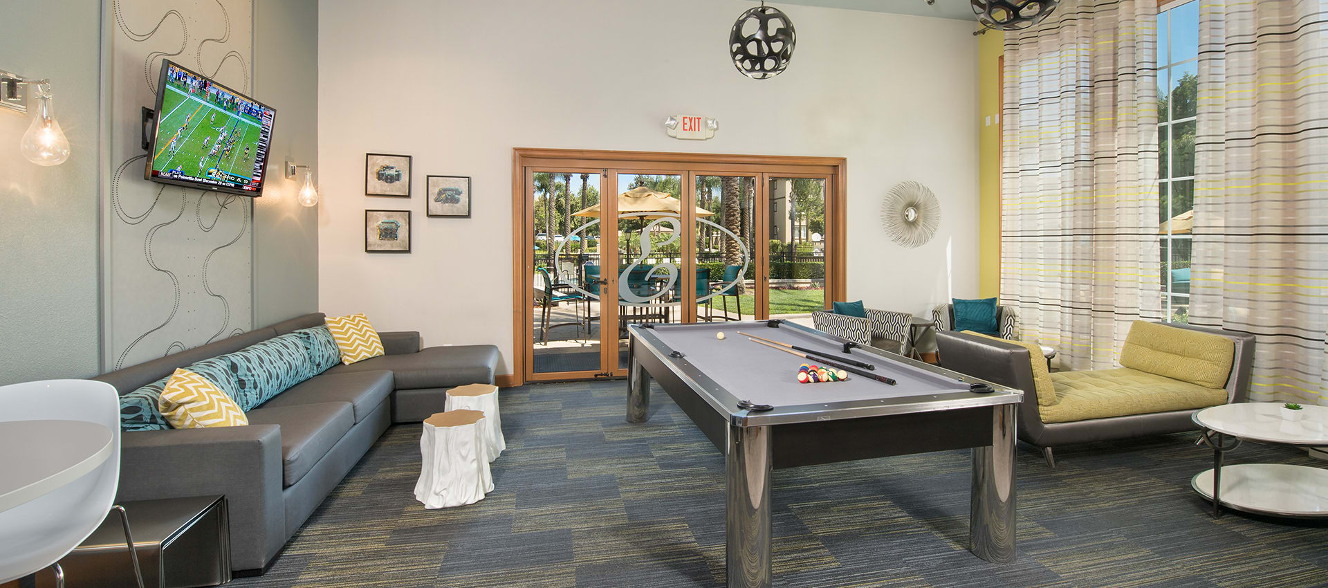 Photos of the Esplanade Apartment Homes in Riverside, CA