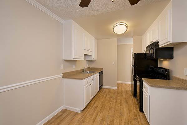 Standard features at Flora Condominium Rentals in Walnut Creek