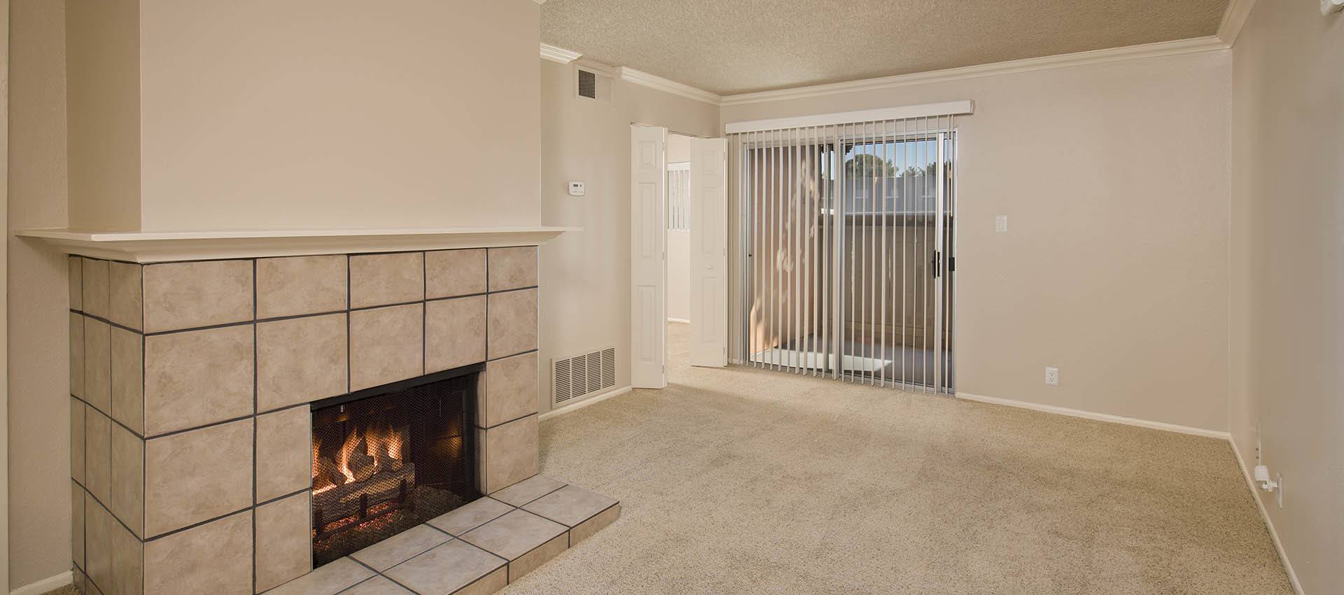 Photos of La Valencia Apartment Homes in Campbell, CA