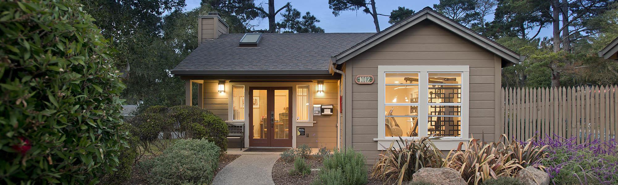 Apply online for your luxury apartment at Ridgecrest Apartment Homes