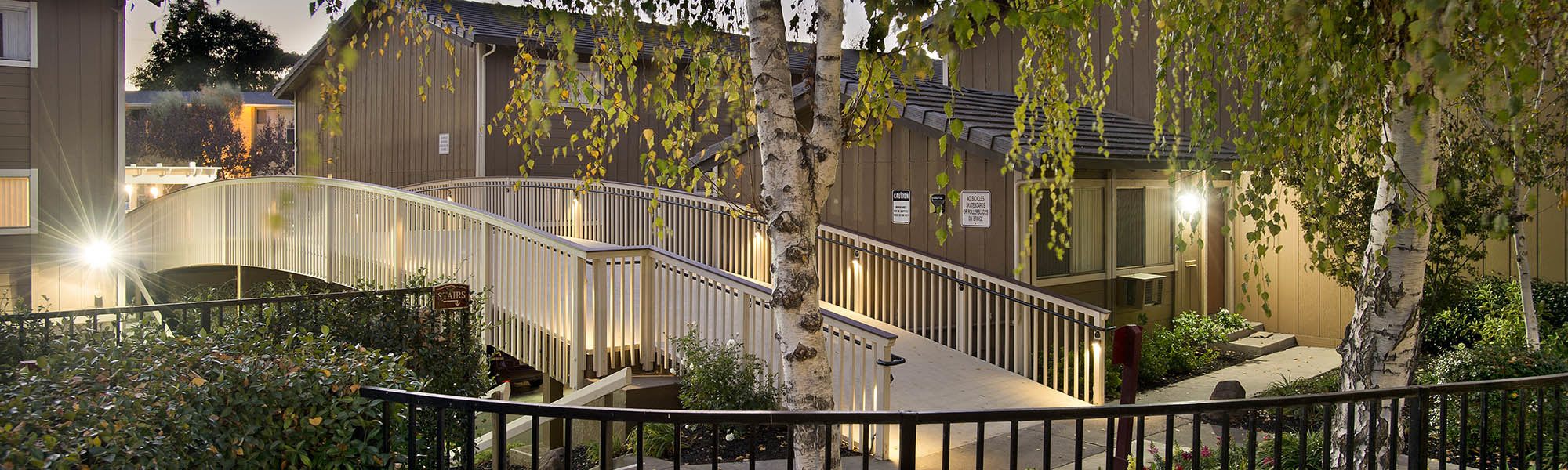 Read reviews of Shadow Oaks Apartment Homes on our website
