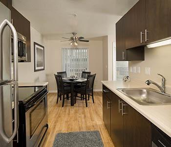 Standard features at Slate Ridge at Fisher's Landing Apartment Homes in Vancouver