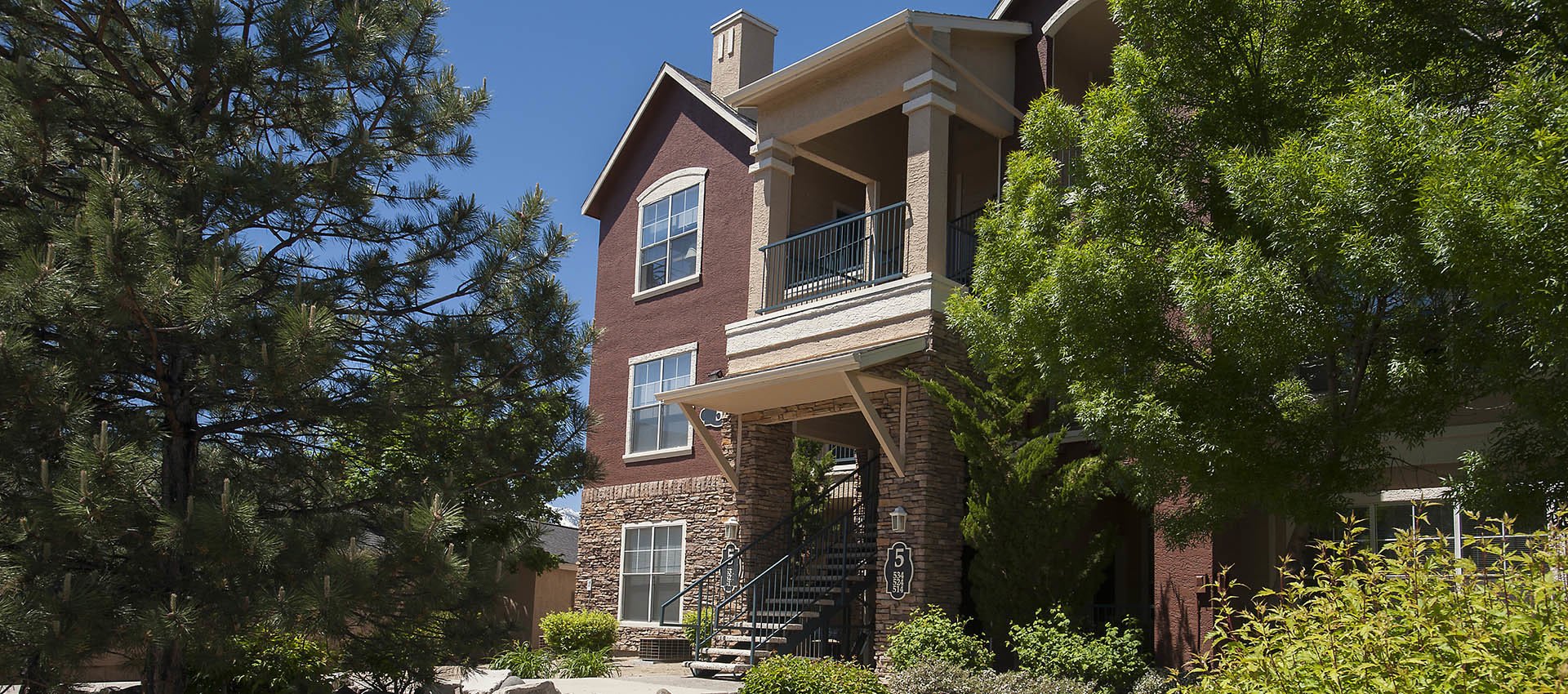 Photos of The Vintage at South Meadows Condominium Rentals in Reno, NV