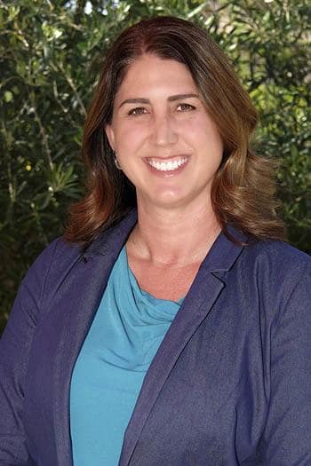 KIM ARNOLD, REGIONAL PROPERTY MANAGER, SOUTHERN CALIFORNIA