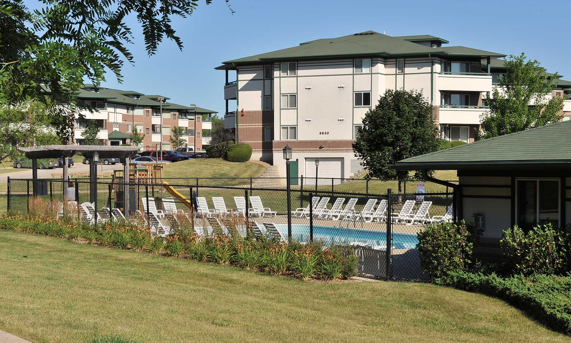 Pleasant Prairie Wi Apartments For Rent Hidden Oak Apartments