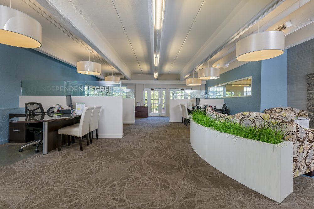 Photos of Independence Green Apartments in Farmington