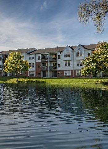 Great schools, wonderful employers, excellent entertainment, and more await residents of Ponds at Georgetown Apartments in Ann Arbor!