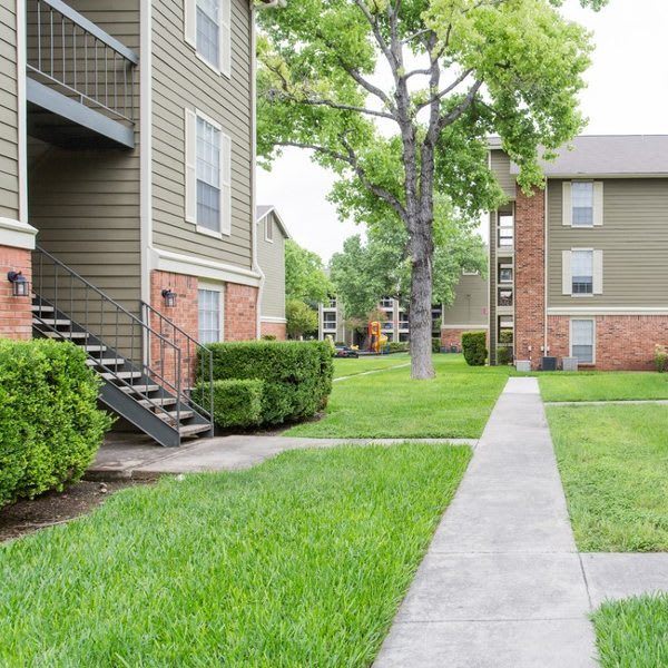 Westchase Apartments in San Antonio, TX has luxury apartments for rent; schedule your tour today!