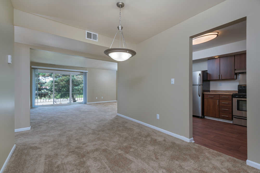 Photos of Plumtree Apartments in Lansing, MI