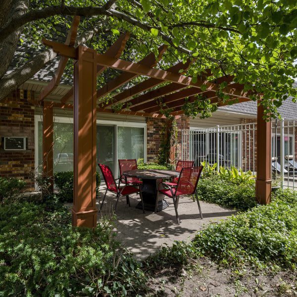 Plumtree Apartments in Lansing, MI has luxury apartments for rent; schedule your tour today!