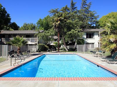 Refreshing community pool at Countrywood