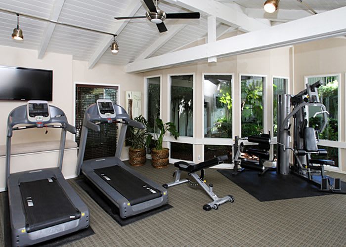 Fitness center at Countrywood in Fremont