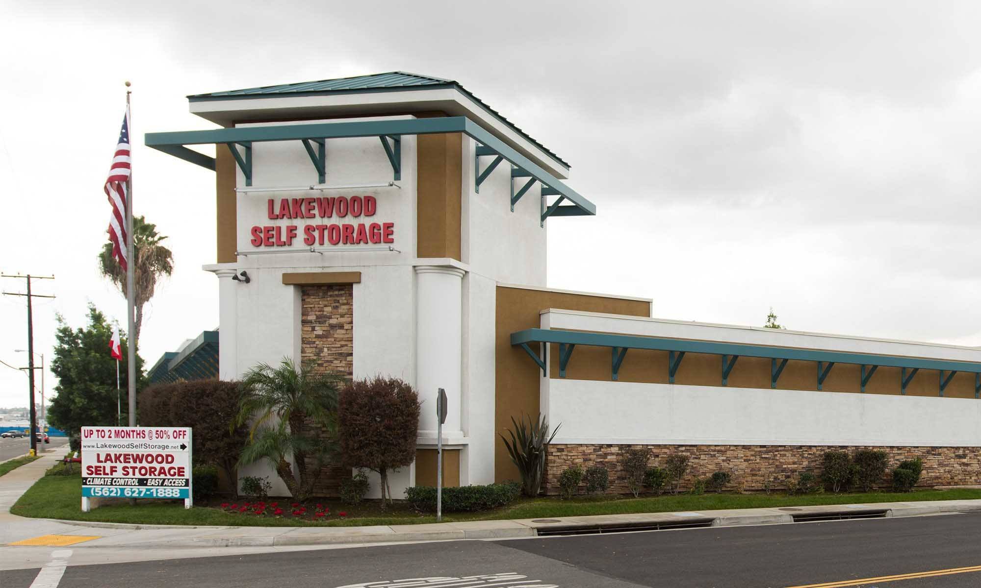 Lakewood Self Storage - Home of the 1st Year Price Guarantee!