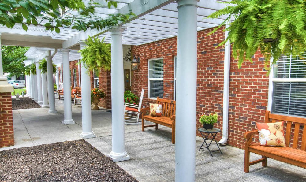 Seating area on patio at Pheasant Ridge Senior Living in Roanoke, Virginia.