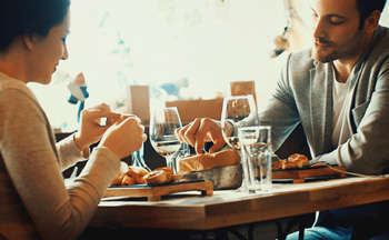 Dining near apartments in Frisco