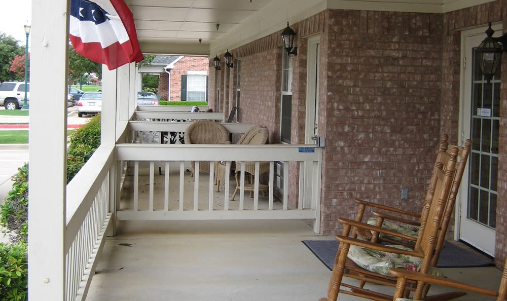 Front patio at Flower Mound Assisted Living