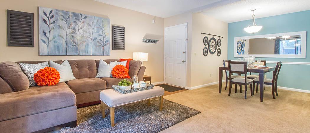 Autumn Cove offers beautiful homes for rent in Orange Park, FL