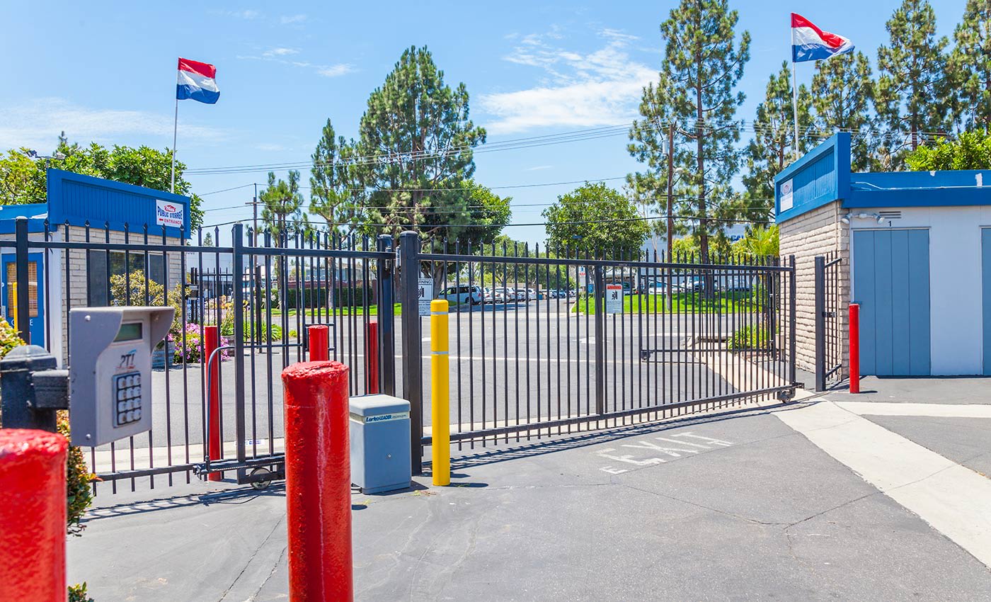 Gated entrance at Mini Public Self Storage in Stanton, California 