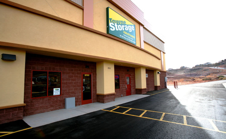 Exterior view of our installations at Towne Storage in St George, UT