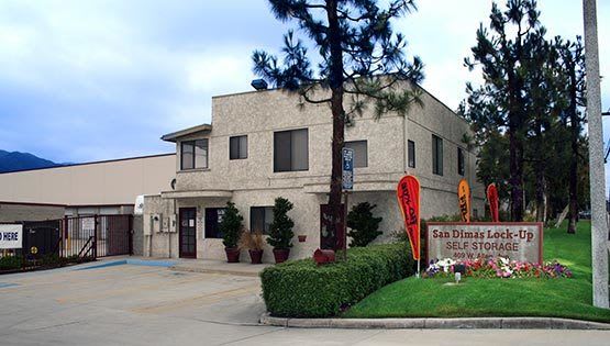 Many storage feature when you rent a unit with San Dimas Lock-Up Self Storage
