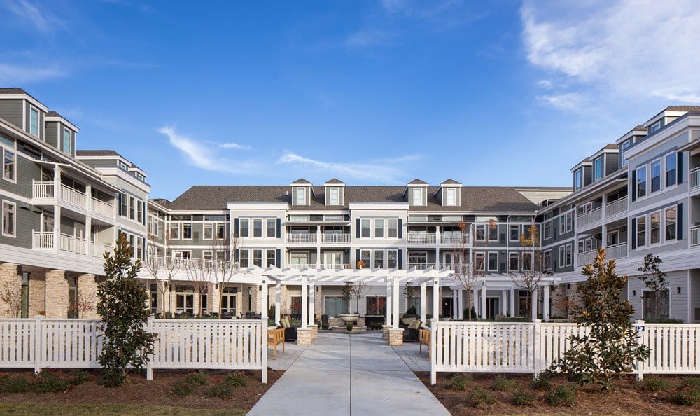 Photo Tour Merrill Gardens at Woodstock