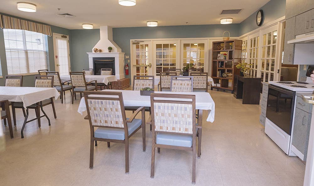 Photo Tour Broadmore Senior Living at Johnson City