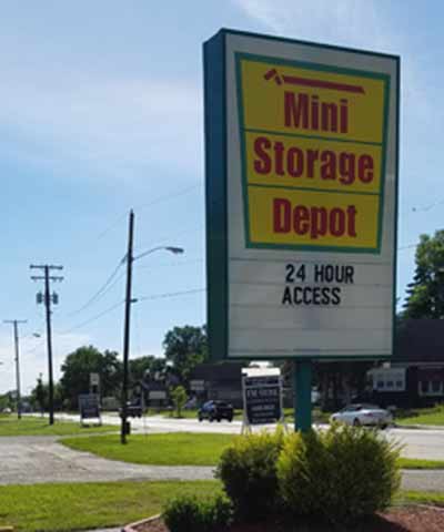 Features for the self storage facility in Elkhart