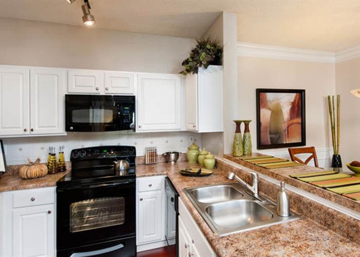 Upgraded kitchen at Jefferson at Perimeter Apartments