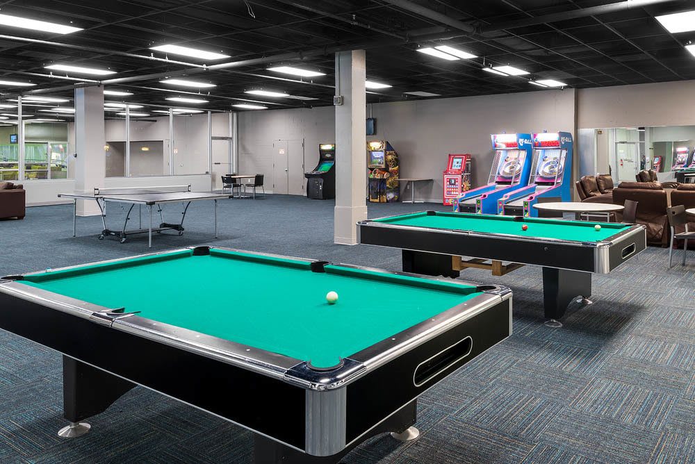 Photos of University Plaza in Dekalb, IL