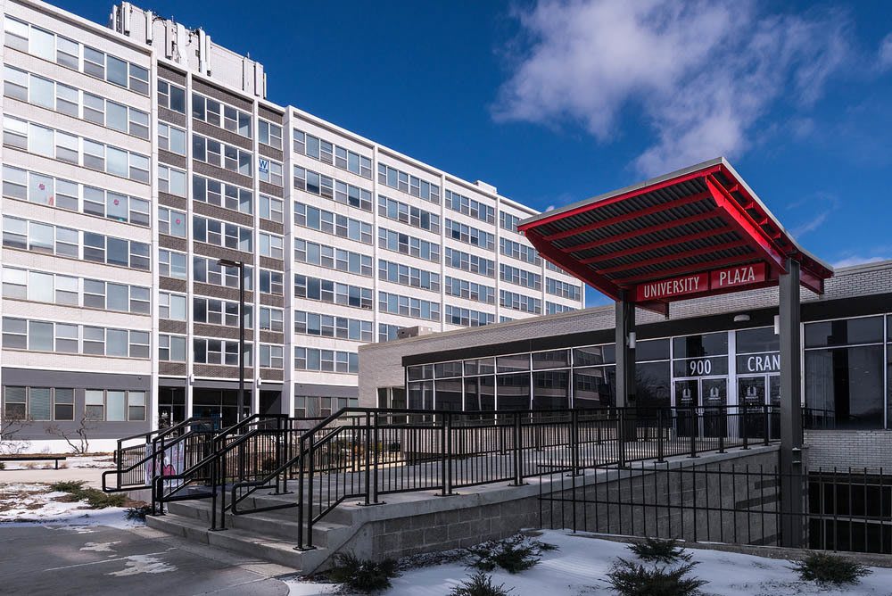 Photos of University Plaza in Dekalb, IL