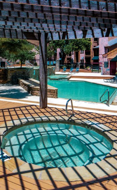 Hot tub and swimming pool at Enclave at City View