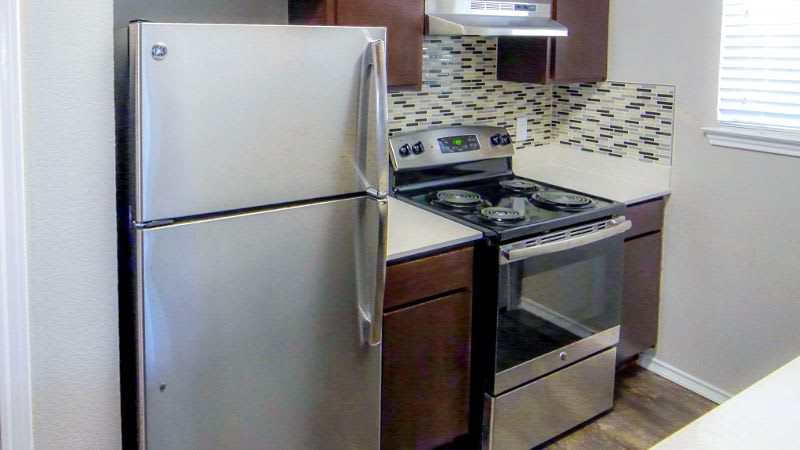 Kitchen in apartments at Eagle's Point Apartments