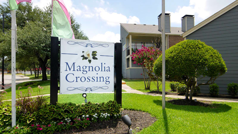 Sign for apartments at Magnolia Crossing in Fort Worth, TX