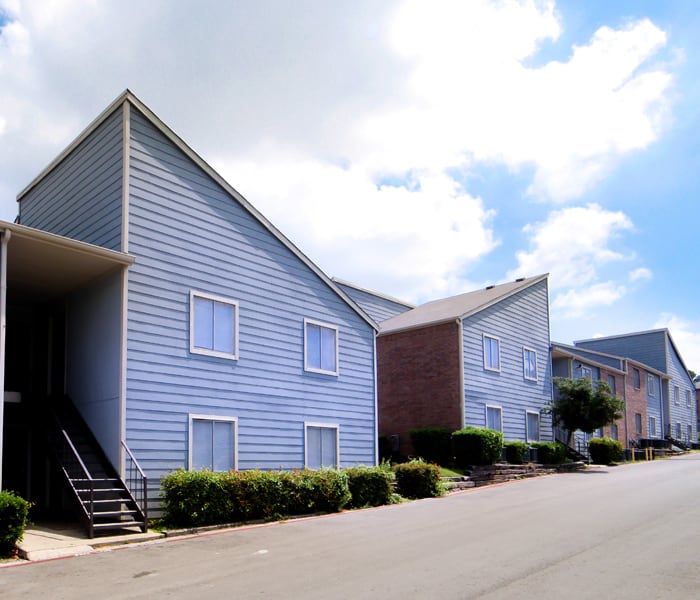 Learn about the neighborhood near Magnolia Crossing