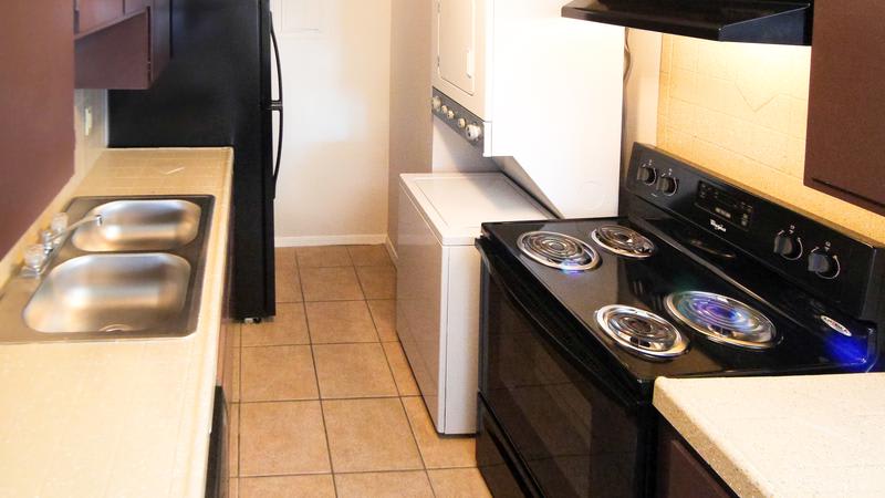Fully Equipped Kitchen Room at Taylor Commons in Fort Worth, TX