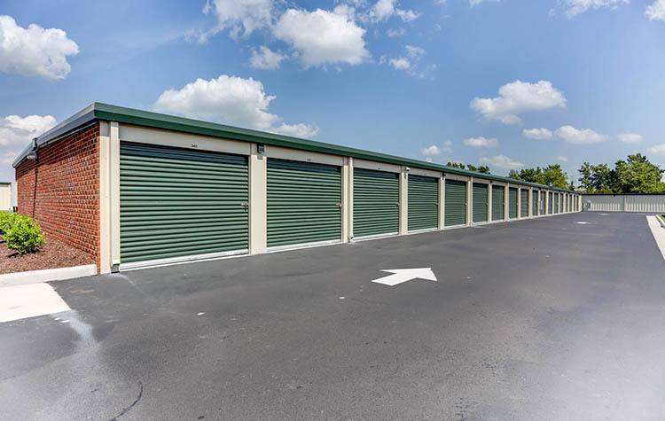 Wide driveways At Happy Boxes Self Storage in Portsmouth, Virginia