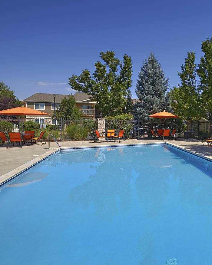 Hot Tub at Crossroads at City Center Apartments in Aurora