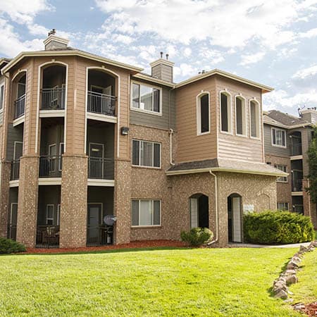 Enjoy the neighborhood at Hawthorne Hill Apartments in Northglenn