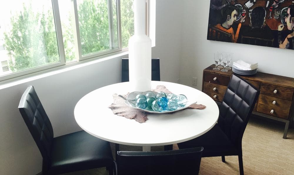 Set dining table at Elan 41 Apartments