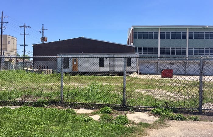 Another pre-renovation exterior photo of the Franklin Avenue property.