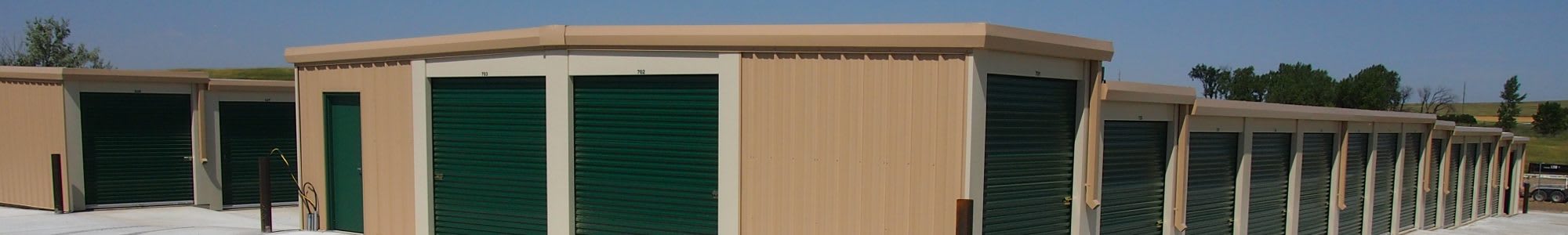 Self storage units in Dickinson