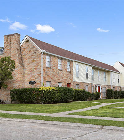 The Mayfair Apartment Homes neighborhood area