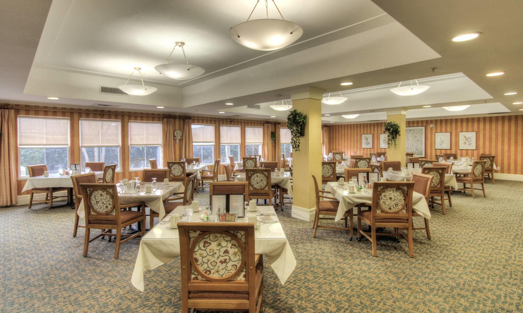 Dinning hall at Pacifica Senior Living Union City
