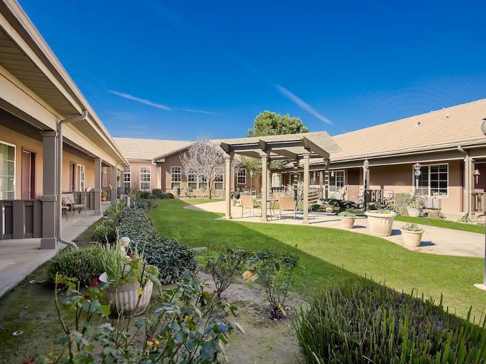 Photos of Pacifica Senior Living Bakersfield in Bakersfield, California