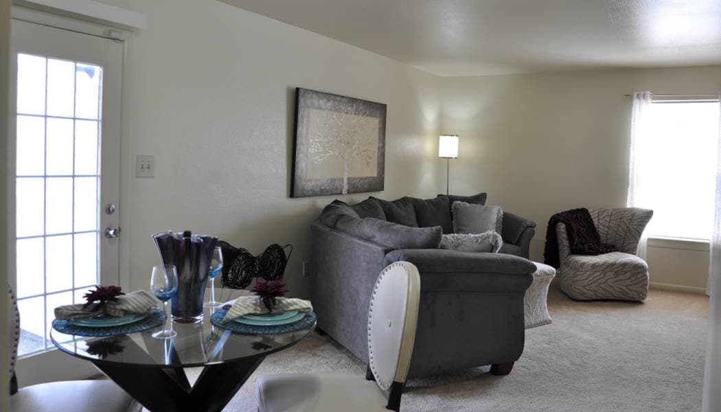 Lounge at The Townes at Jones Run in Newport News