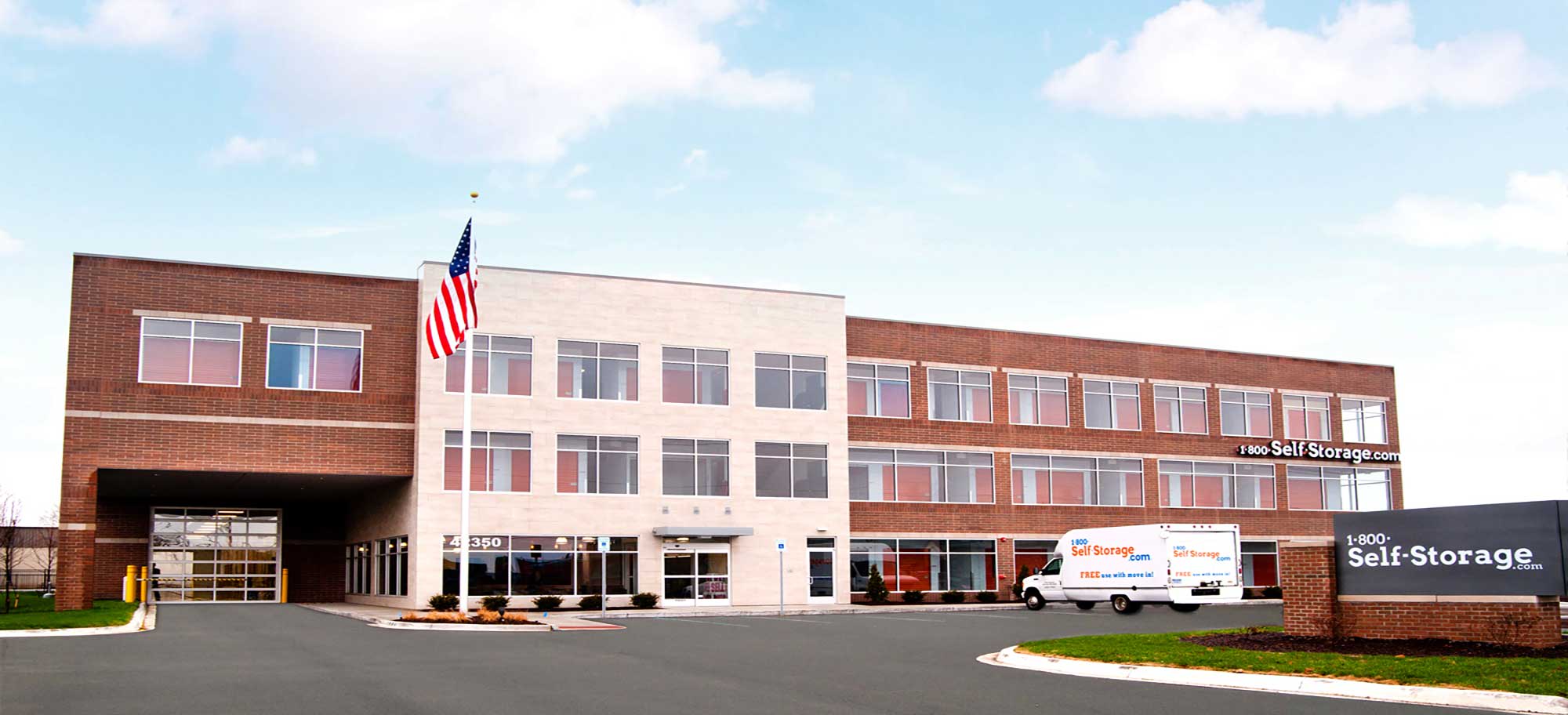 Self storage in Plymouth MI