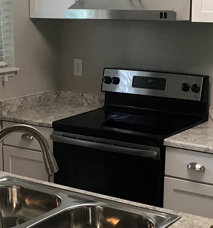 Upgraded kitchen at Hamptons Apartments