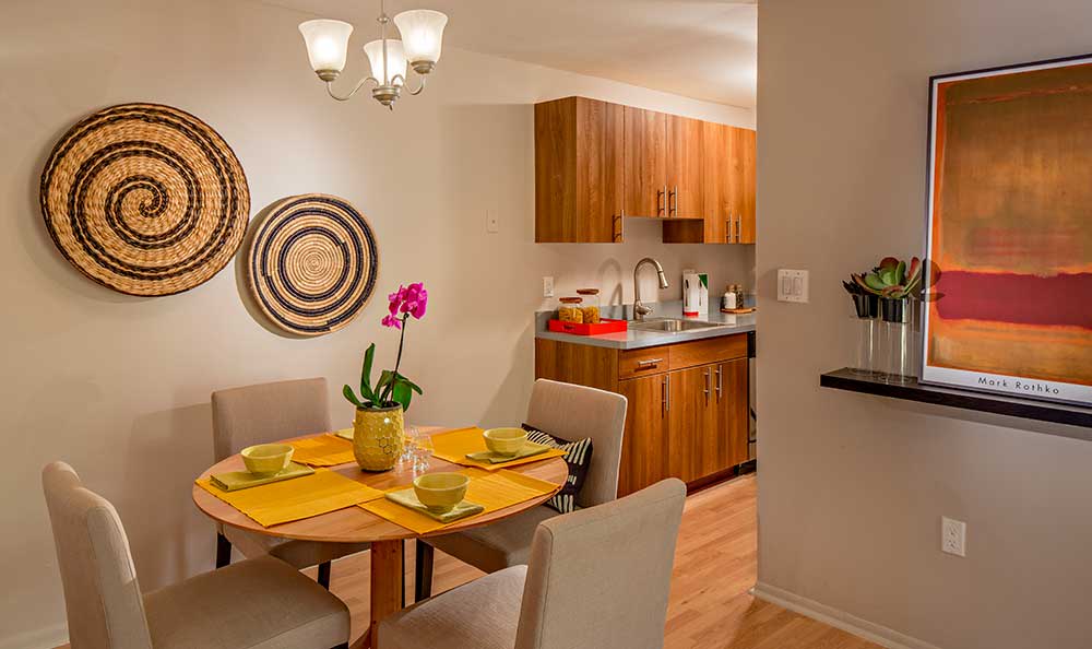 Photos of Quail Ridge Apartments in Plainsboro, NJ